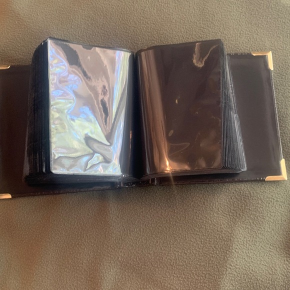 New brown embossed photo album. 100 double-sided pages. Hold 5” x 7” photos. - Picture 7 of 12